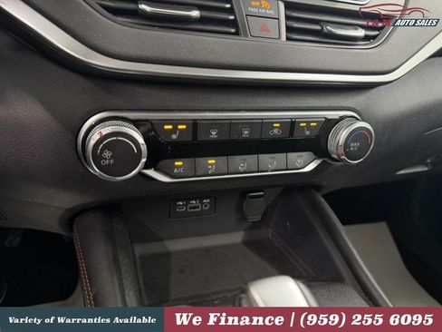 Used 2021 Nissan Altima 2.5 SR w/ SR Premium Package AWD/4WD image 21