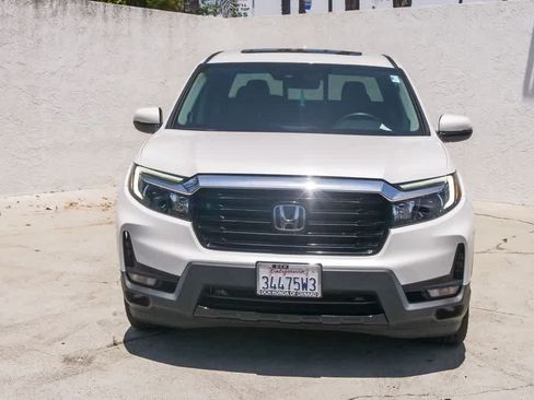 Used 2023 Honda Ridgeline RTL-E image 2