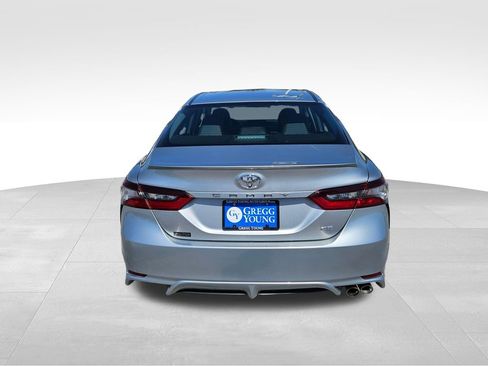 Used 2024 Toyota Camry SE FWD image 7