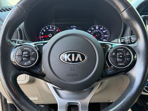 Used 2020 Kia Soul EX FWD image 21