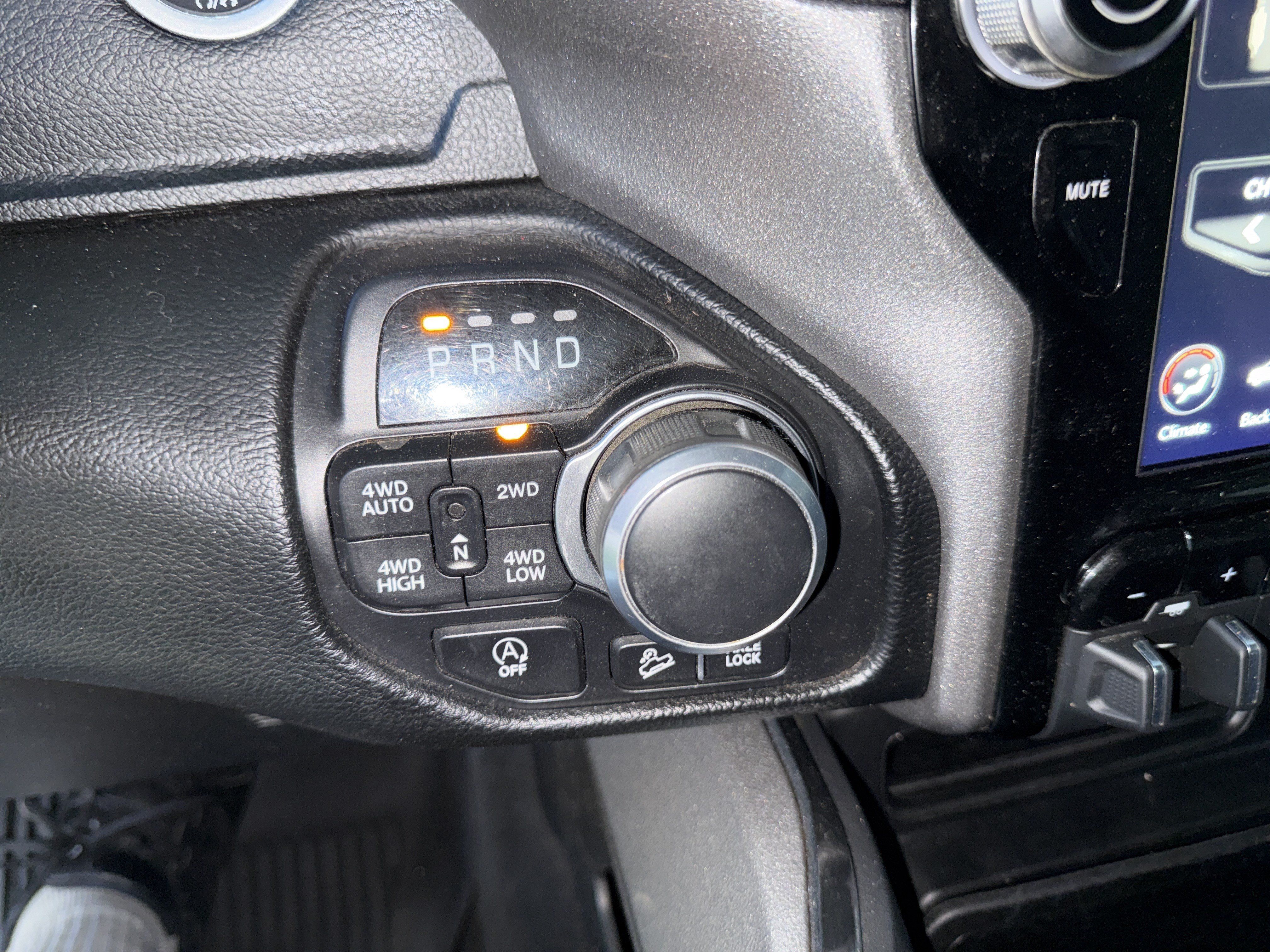 Used 2021 RAM 1500 Big Horn w/ Built-to-serve Edition AWD/4WD image 25