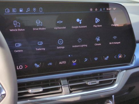 New 2026 Chevrolet Equinox EV LT image 14