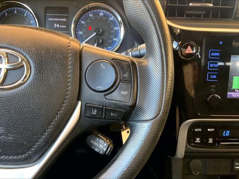Used 2019 Toyota Corolla LE FWD image 25