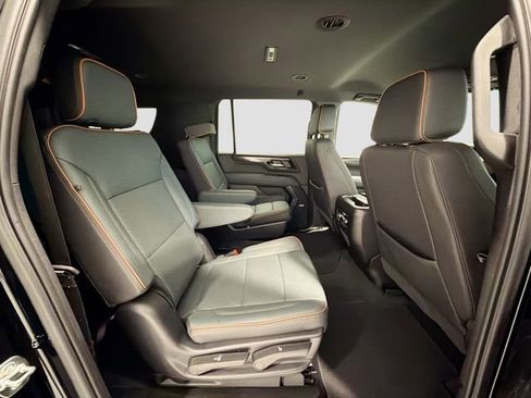 Used 2025 GMC Yukon XL AT4 w/ Premium Trailering Package image 25