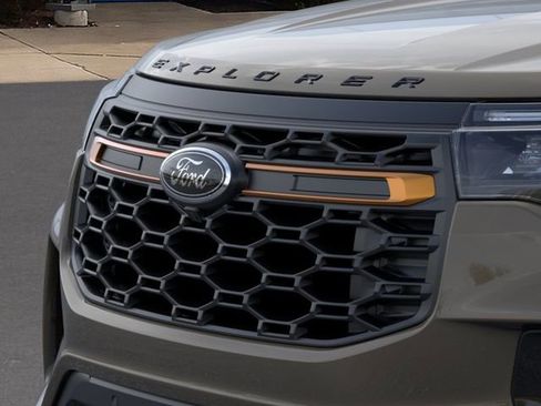 New 2026 Ford Explorer Tremor AWD/4WD image 17
