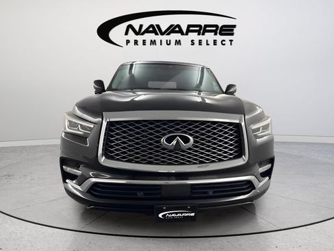Used 2019 INFINITI QX80 Luxe w/ All-Season Package RWD image 2