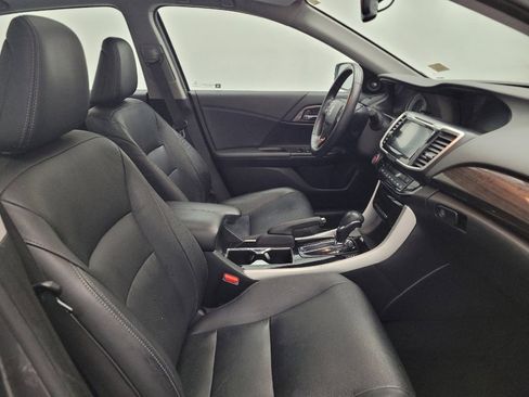 Used 2017 Honda Accord EX-L image 21