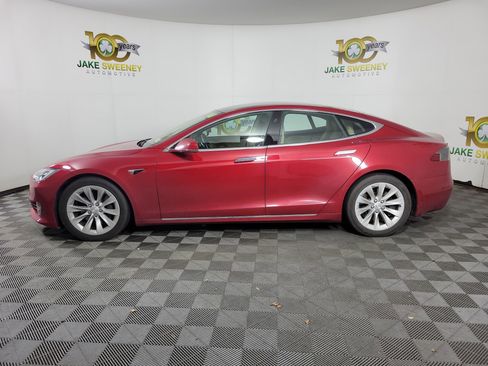 Used 2017 Tesla Model S 90D image 2