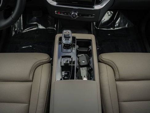 New 2026 Volvo XC90 T8 Ultra image 26