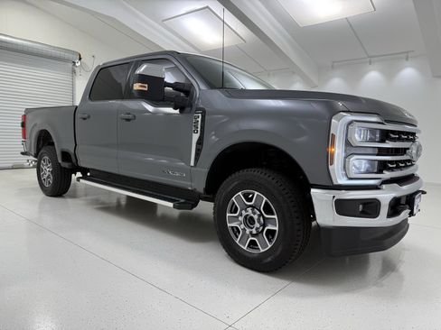 Used 2024 Ford F250 Lariat image 1