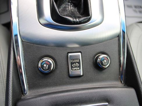 Used 2012 INFINITI G37 Sport w/ Premium Pkg image 26