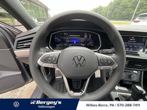 Certified 2023 Volkswagen Jetta Sport FWD image 6
