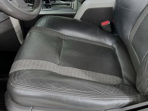 Used 2011 Ford F150 Raptor w/ Raptor Luxury Pkg image 19