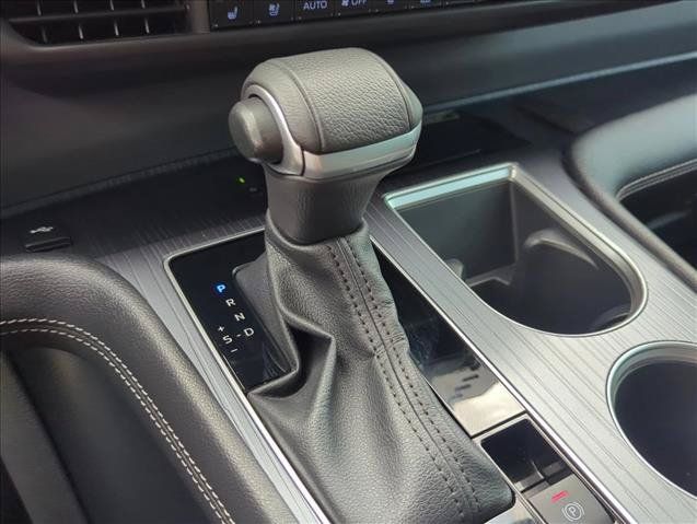 Certified 2023 Toyota Sienna XSE AWD/4WD image 22