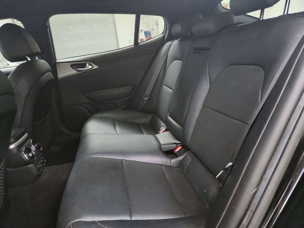 Used 2020 Kia Stinger GT RWD image 22