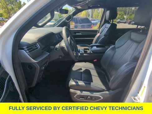 Used 2024 Jeep Wagoneer Series II w/ Flexible Seating Group AWD/4WD image 23