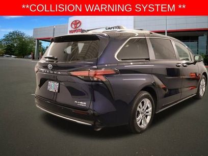 Used 2024 Toyota Sienna Platinum