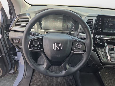 Used 2023 Honda Odyssey Elite image 10