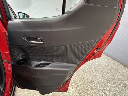 Certified 2022 Toyota C-HR XLE FWD image 16
