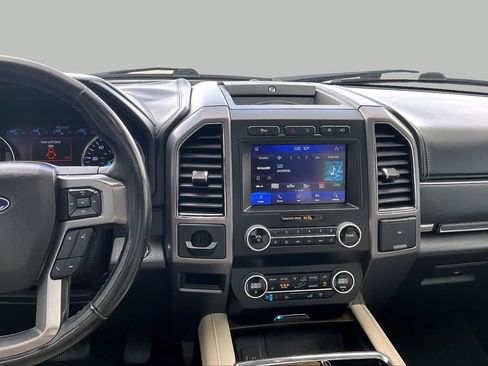 Used 2021 Ford Expedition Max Platinum RWD image 7