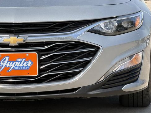 Used 2025 Chevrolet Malibu LT FWD image 10