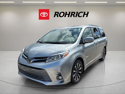 Used 2020 Toyota Sienna Limited Premium