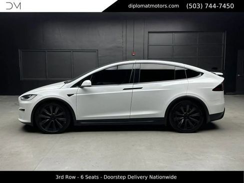Used 2023 Tesla Model X AWD/4WD image 3