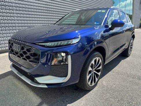 New 2026 Audi Q3 quattro 2.0T AWD/4WD image 4
