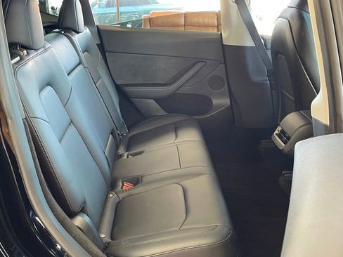 Used 2023 Tesla Model Y Long Range image 20