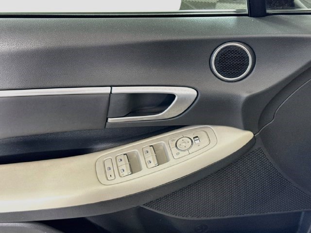 Used 2024 Hyundai Sonata SEL FWD image 23