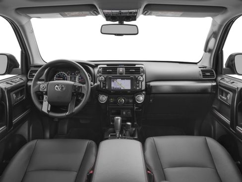Used 2018 Toyota 4Runner TRD Off-Road Premium AWD/4WD image 5