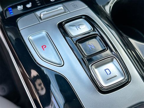 Used 2022 Hyundai Tucson Limited image 17