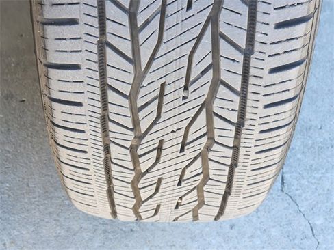 Used 2023 Chevrolet Traverse RS image 11