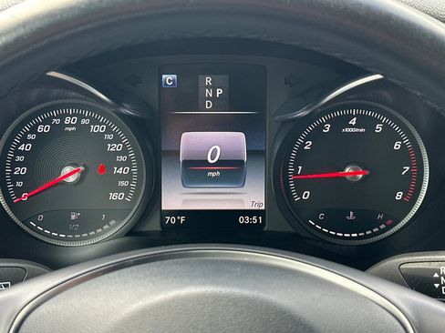 Used 2018 Mercedes-Benz GLC 300 image 22