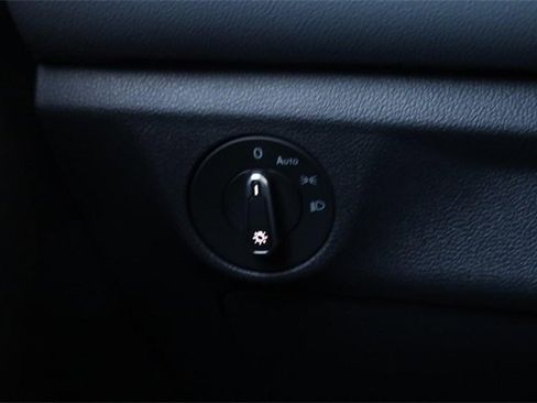 New 2026 Volkswagen Jetta SEL image 21