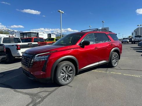 New 2026 Nissan Pathfinder SV AWD/4WD image 5