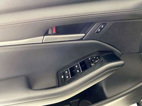 Used 2024 MAZDA MAZDA3 s FWD image 30
