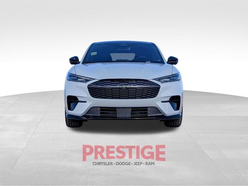Used 2022 Ford Mustang Mach-E GT w/ GT Performance Edition AWD/4WD image 3