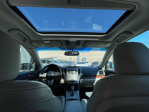 Used 2011 Subaru Outback 3.6R Limited w/ PWR Moonroof Pkg image 11