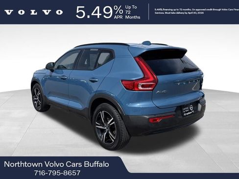 Certified 2023 Volvo XC40 B5 Plus w/ Driver Assist Package AWD/4WD image 3