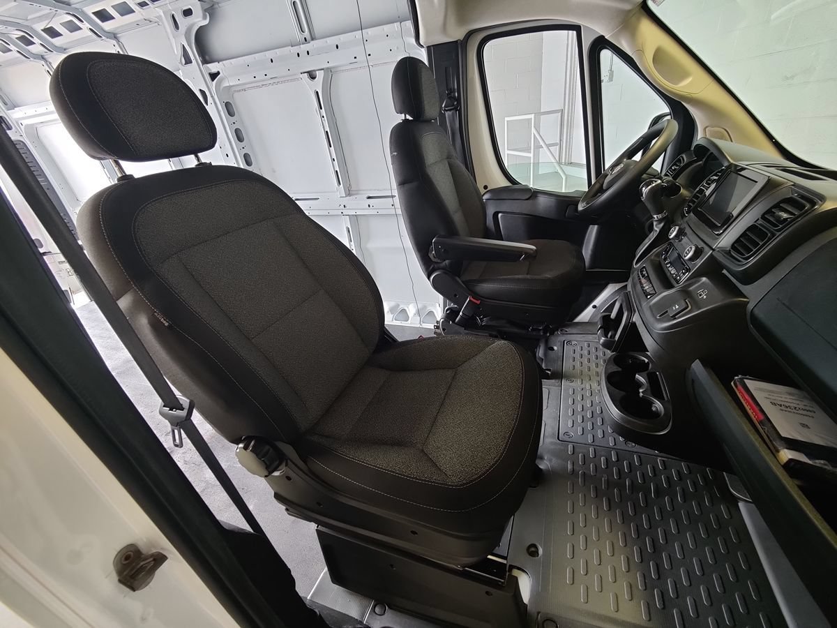 Used 2023 RAM ProMaster 2500 FWD image 14