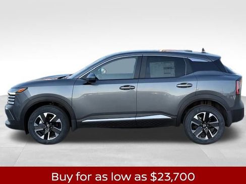 New 2025 Nissan Kicks SV image 2