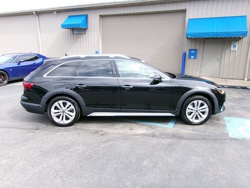 Used 2023 Audi A4 2.0T allroad Premium Plus image 6