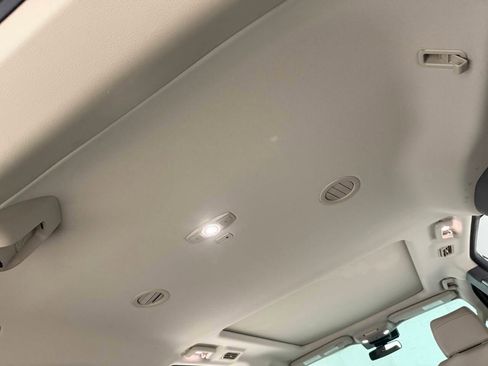 Used 2018 Ford Expedition Limited w/ Equipment Group 301A image 37