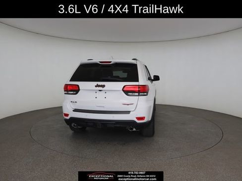Used 2021 Jeep Grand Cherokee Trailhawk w/ Trailhawk Luxury Group AWD/4WD image 16