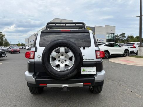 Used 2008 Toyota FJ Cruiser 4WD image 7