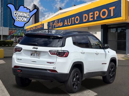 Used 2024 Jeep Compass Trailhawk AWD/4WD image 5