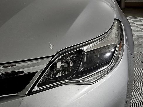 Used 2014 Toyota Avalon XLE image 9