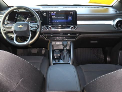 Used 2023 Chevrolet Colorado LT w/ LT Convenience Package II image 10