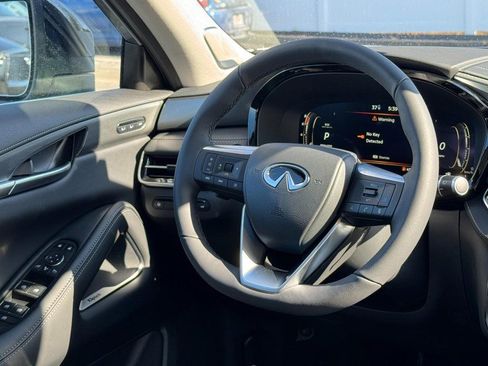 New 2026 INFINITI QX60 Luxe w/ Family Package image 7